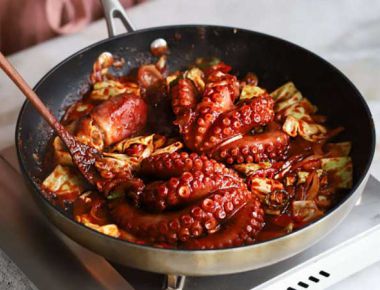 Những món ăn hấp dẫn từ râu bạch tuộc thơm ngon, dễ làm cho bữa cơm gia đình