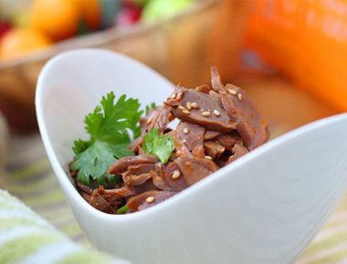 Cách làm mề vịt hầm bát vị ngon