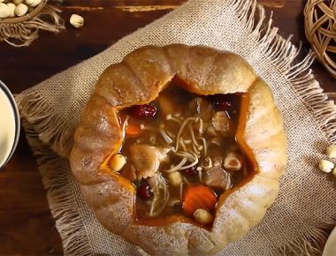 Gà hầm bí đỏ thơm ngon bổ dưỡng