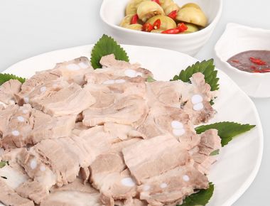 Luộc thịt heo ngon đúng chuẩn