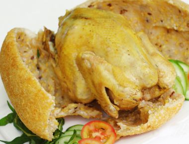Cách làm gà bó xôi nguyên con đơn giản, hấp dẫn, dễ làm tại nhà